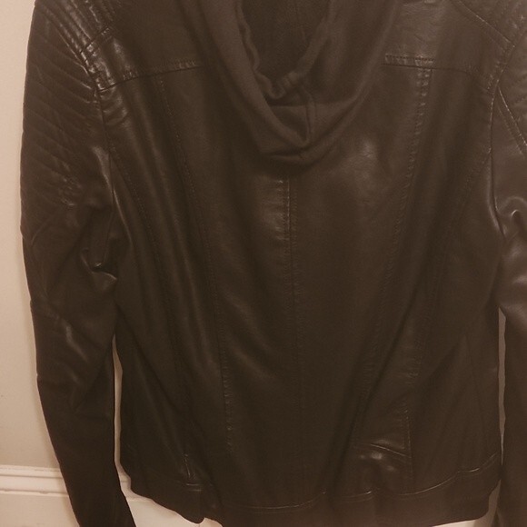 Coalition Black Faux Leather Jacket w/ Second Layer in Jacket (2 Layers) Size L - Picture 11 of 13